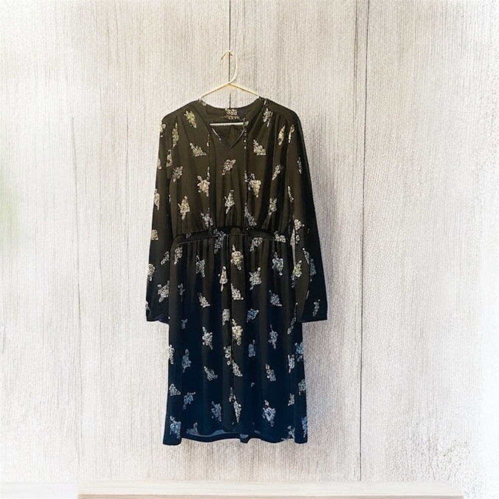 Ann Taylor Black and White Floral Long Sleeve Dress